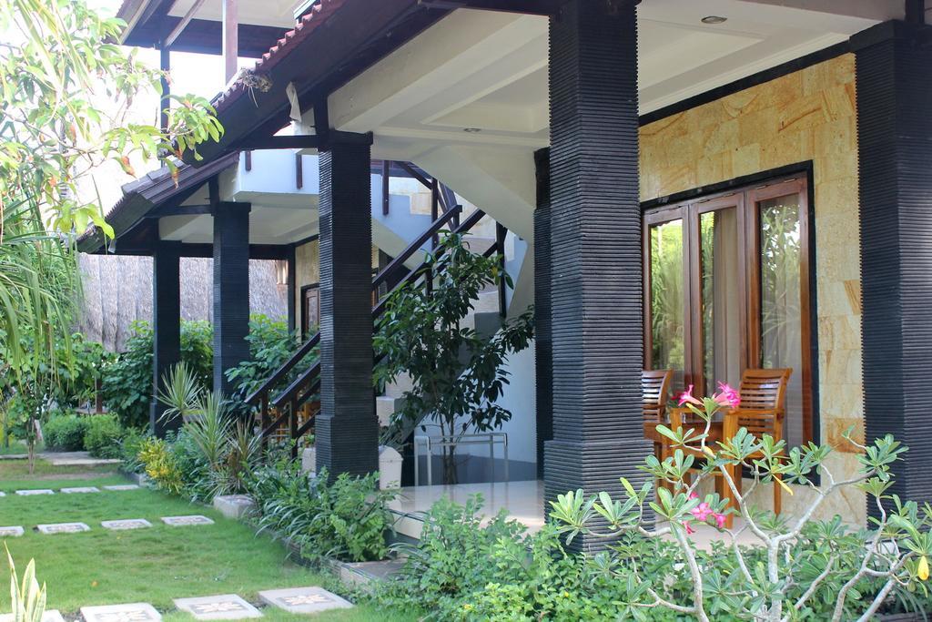 A_One House Hotel Lembongan Exterior photo