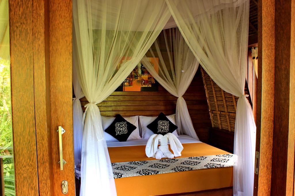 A_One House Hotel Lembongan Exterior photo